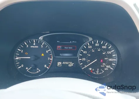 2015 Nissan Pathfinder Platinum z USA, uszkodzony, nr VIN 5N1AR2MN1FC711950